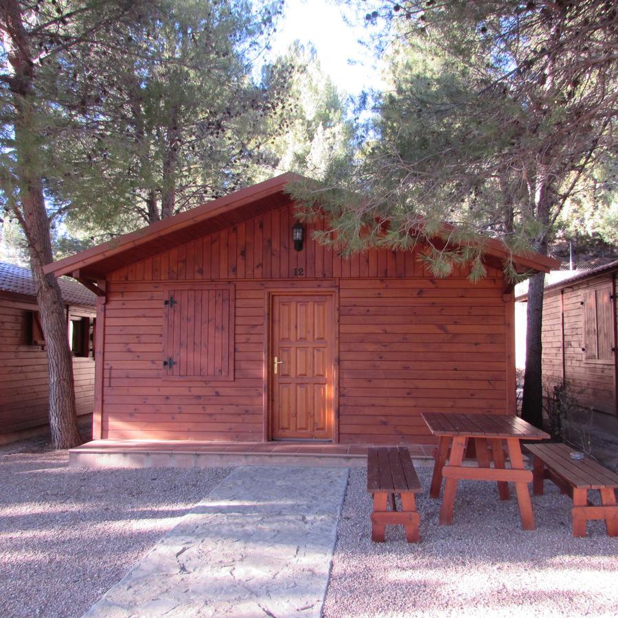 Camping-Bungalows Ciudad De Albarracin Ngoại thất bức ảnh